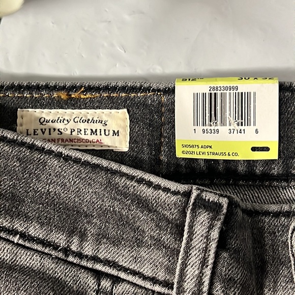 NWT Levi's Premium 512 MEN’S SLIM TAPER FLEX JEANS, Undercast-Black - Size 30x32 - Picture 6 of 10
